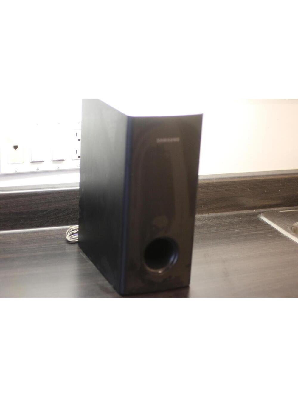 Samsung PS-WZ120 Subwoofer Speaker System for surround stereo